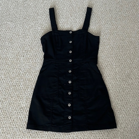 NWT Black button H&M jumper - Picture 1 of 5